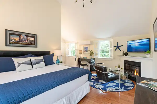Relax in Room eight at The Platinum Pebble Inn