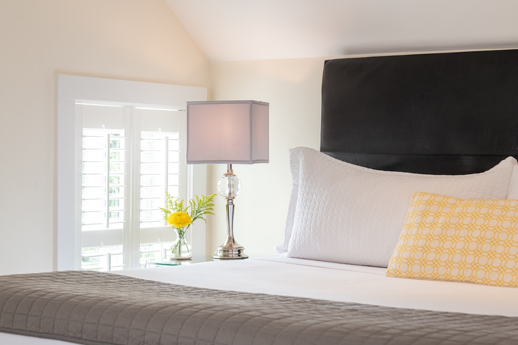 Stay at the best Cape Cod Lodging while you visit. Enjoy this luxe guest suite with a king bed and other amenities.